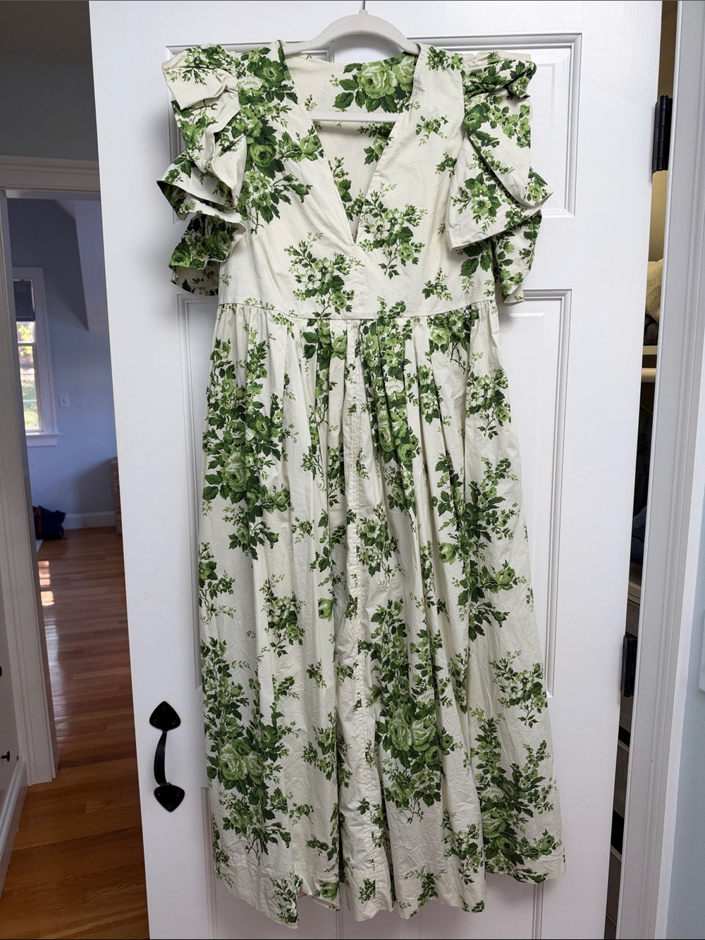 Tuckernuck Green Floral Ruffle Sleeve Midi Dress - Cream & Green (Size Small)